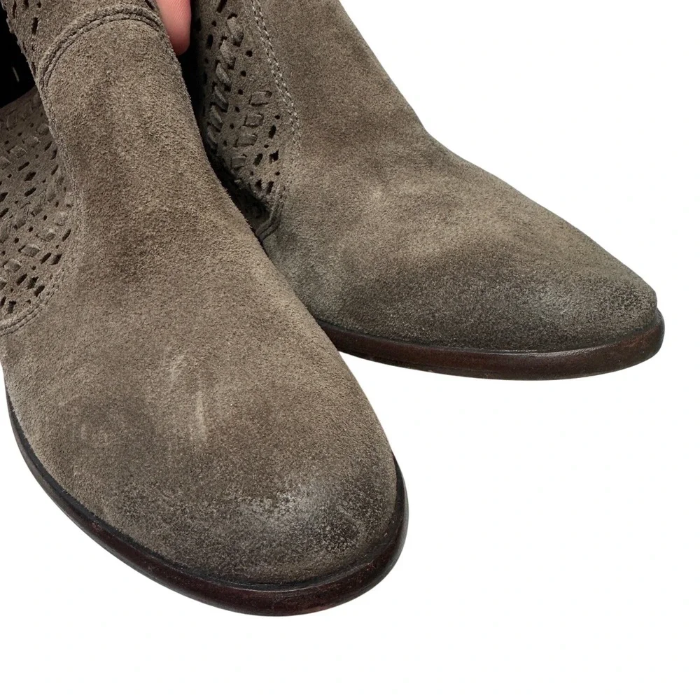 Vince Camuto Women's 7 Leather Cut Out Ankle Booties Prasata Suede Boho Western